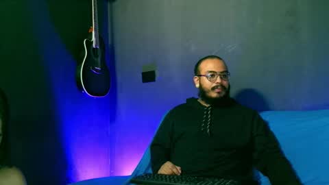 Annie Andrick online show from 10/11/25, 01:42