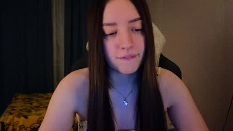 Snapshot of _annieone chatting on 12/11/24, 12:55 Anna online show from 12/11/24, 12:55