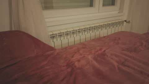 Anna online show from 10/10/25, 08:19