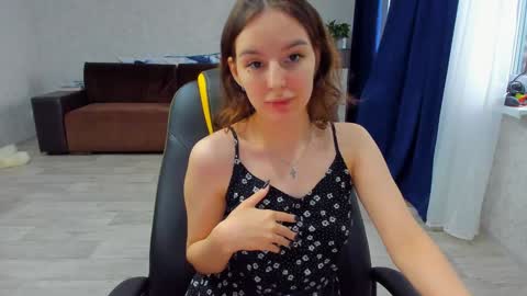 Snapshot of _arina_cox__ chatting on 02/02/25, 09:19 Arina online show from 02/02/25, 09:19