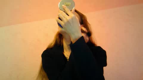 _aurora_sweet online show from 10/28/25, 08:18