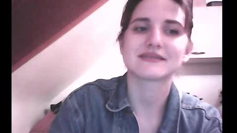 Snapshot of _biscotti_ chatting on 09/09/25, 06:51 _biscotti_ online show from 09/09/25, 06:51