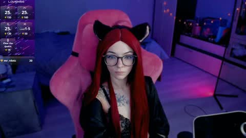 Snapshot of _black_fox__ chatting on 12/08/24, 12:18 Olivia Subscribe to my Fansly - online show from 12/08/24, 12:18