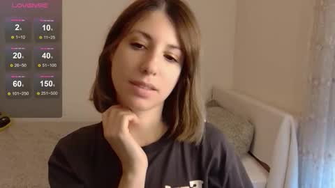 Laura online show from 10/23/25, 10:25