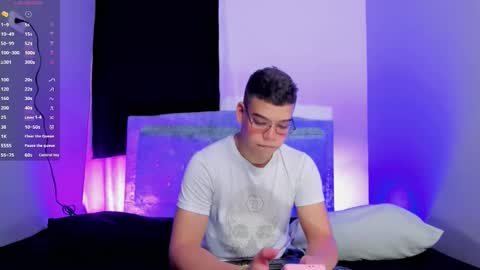 Snapshot of _blake_boy chatting on 10/14/25, 08:48 _blake_boy online show from 10/14/25, 08:48