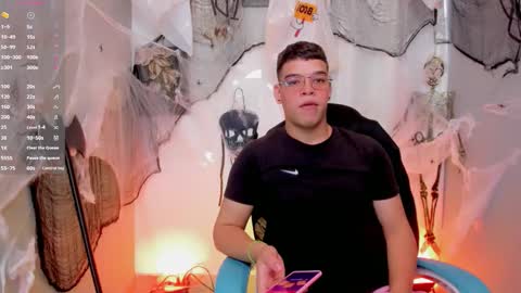 Snapshot of _blake_boy chatting on 10/28/25, 07:05 _blake_boy online show from 10/28/25, 07:05