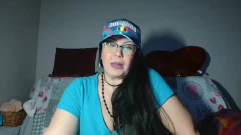 Snapshot of _blue__butterfly_ chatting on 12/28/24, 12:57 KHALEESI online show from 12/28/24, 12:57