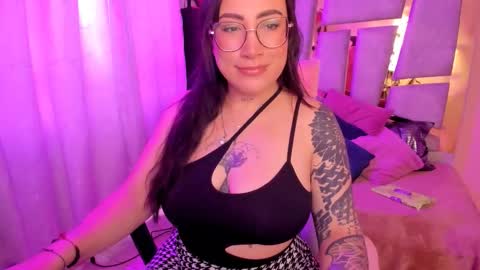 Angie  Independent model online show from 10/09/25, 02:04