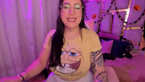 Angie  Independent model online show from 10/19/25, 10:43