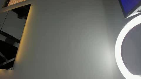 Candy online show from 11/04/25, 05:56