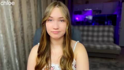 _chloe_miller_ online show from 10/15/25, 07:14