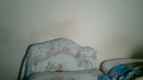 clara online show from 02/06/25, 08:18