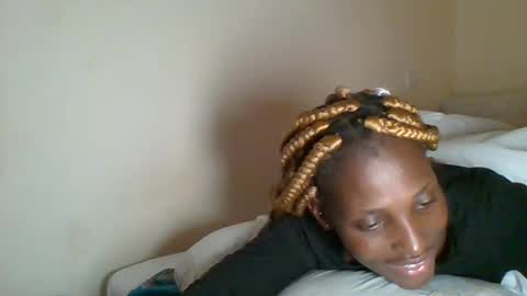 clara online show from 02/10/25, 08:53