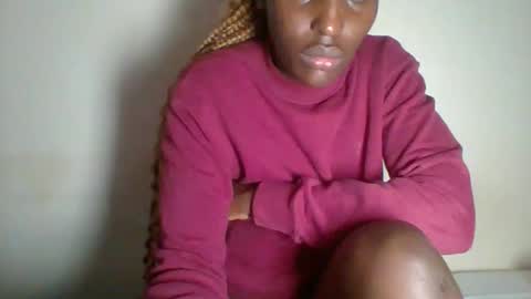 clara online show from 02/12/25, 06:51