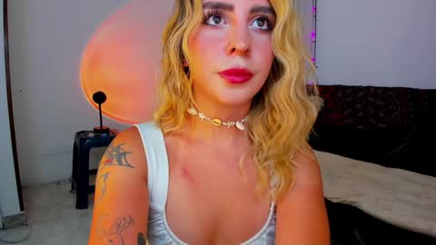  Chloe  online show from 01/07/25, 12:55