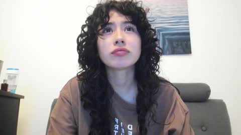 Snapshot of _cookiegirls_ chatting on 10/17/25, 03:42 Chloe and Sky online show from 10/17/25, 03:42