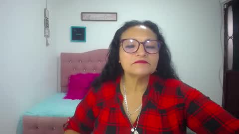 _cristal09 online show from 09/17/25, 02:52
