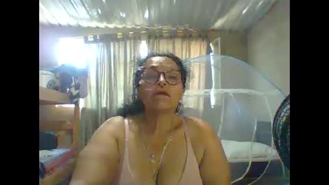 _cristal09 online show from 09/24/25, 05:49