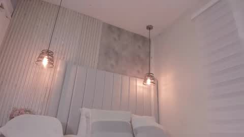 Dakota online show from 09/17/25, 07:04