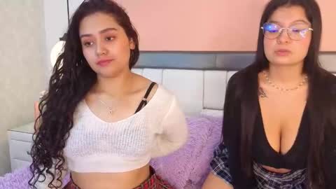 Snapshot of _danielamartinez chatting on 09/17/25, 12:51 _danielamartinez online show from 09/17/25, 12:51