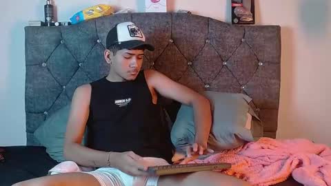 _daphne_gray online show from 10/21/25, 05:19