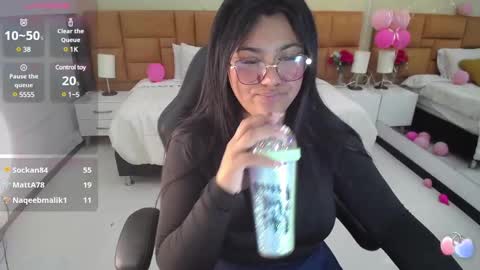 Dulcinea online show from 02/10/25, 02:05