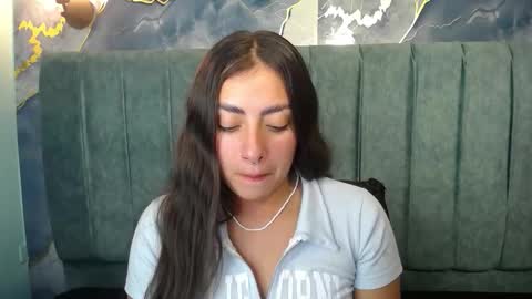 Emma online show from 10/23/25, 03:11