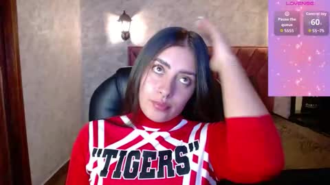 Emma online show from 10/31/25, 04:30