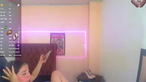 Snapshot of _emmaa_harper chatting on 12/13/24, 06:31 Emmaa Harper3 online show from 12/13/24, 06:31