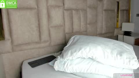 _eris_rose online show from 10/18/25, 07:58