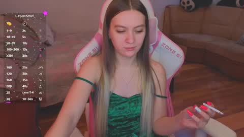 Evie online show from 02/18/25, 06:37