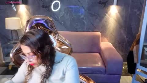  evoni  online show from 10/27/25, 12:42