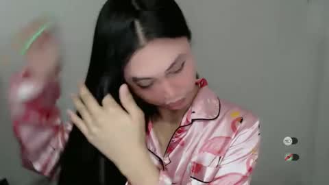STEFFANNY WELL. online show from 12/12/24, 11:47