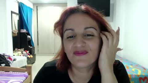 Snapshot of _fernanda_horny chatting on 09/17/25, 12:45 FERNANDA online show from 09/17/25, 12:45