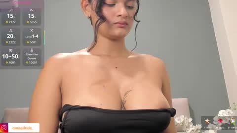 Frida online show from 11/10/25, 01:32