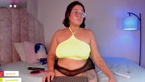 G I O V A online show from 03/09/25, 08:42