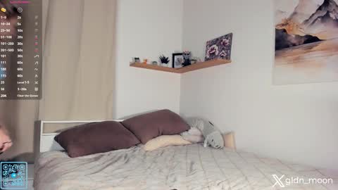 Rina online show from 11/04/25, 08:19