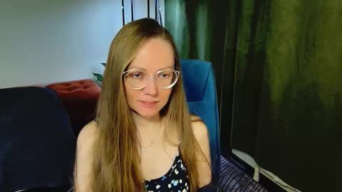Snapshot of _goldilocks__ chatting on 09/28/25, 06:41 _goldilocks__ online show from 09/28/25, 06:41