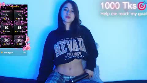 Snapshot of _gwen__ chatting on 09/12/25, 06:35 Gwen online show from 09/12/25, 06:35