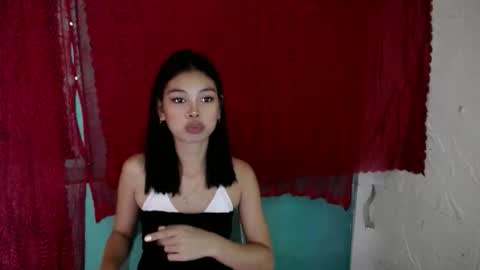 _honeyletxx online show from 09/26/25, 10:52