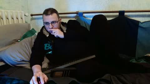 Snapshot of _horny___boy_ chatting on 12/28/24, 09:30 Manuel online show from 12/28/24, 09:30