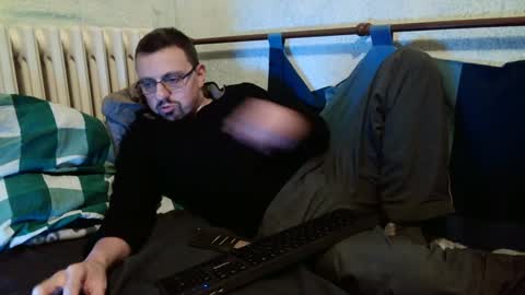 Snapshot of _horny___boy_ chatting on 01/16/25, 11:37 Manuel online show from 01/16/25, 11:37