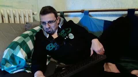 Snapshot of _horny___boy_ chatting on 02/04/25, 04:08 Manuel online show from 02/04/25, 04:08