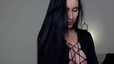 Mary online show from 02/19/25, 06:00