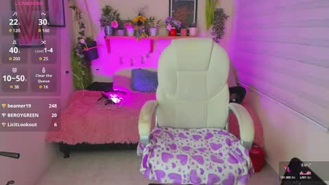 Snapshot of _ivanna11_ chatting on 01/17/25, 09:17 Ivanna online show from 01/17/25, 09:17