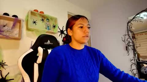 Snapshot of _ivanna11_ chatting on 10/23/25, 06:50 Ivanna online show from 10/23/25, 06:50