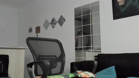 Snapshot of _jamesleandros chatting on 01/30/25, 11:02 jeison online show from 01/30/25, 11:02