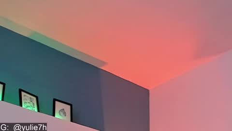  ...  online show from 11/11/25, 07:14