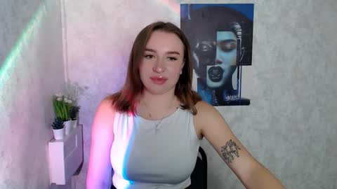 Jolia online show from 10/16/25, 06:03