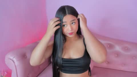 _julisweet_ online show from 11/03/25, 12:17